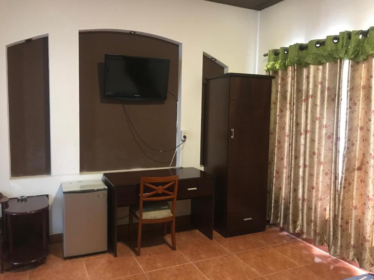 Nhật Vân 1 Khách sạn