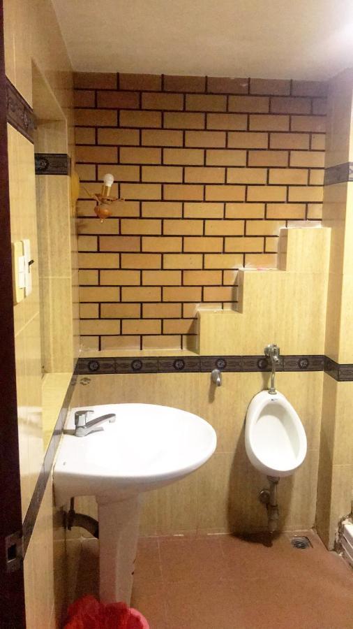 Khách sạn Nhật Vân 1 2*