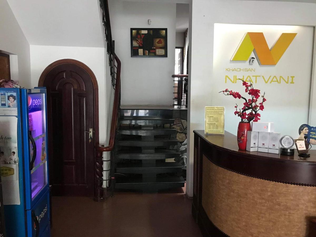 Khách sạn Nhật Vân 1 2*